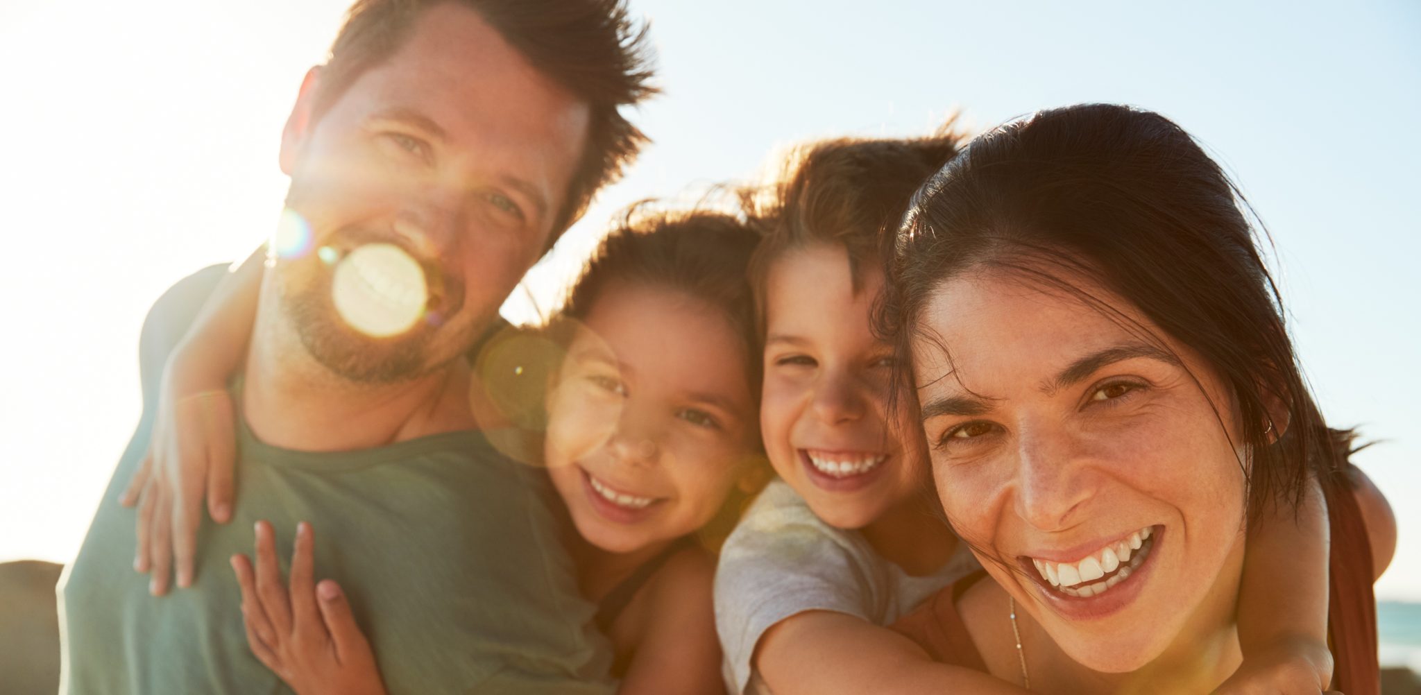 Home 4 Family Dentistry 1 2048x1002 1